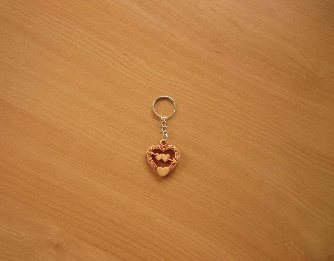 Bruin oranje rode hart hanger sleutelhanger